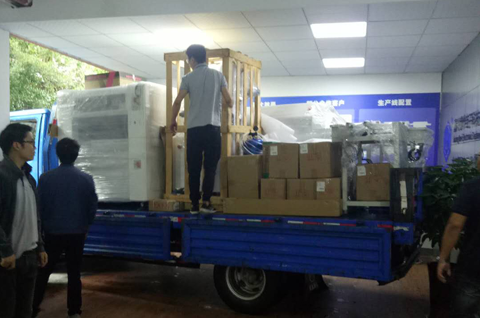 上?？蛻鬝MT設(shè)備專車送貨，貨到上門安裝調(diào)試